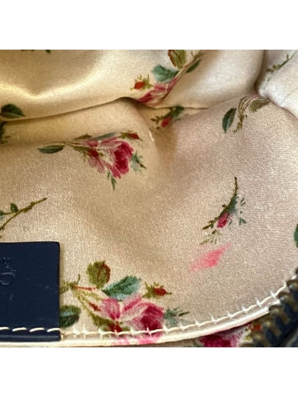 Gucci GG Marmont Denim Makeup Pouch Blue Pre Owned - Picture 9 of 13